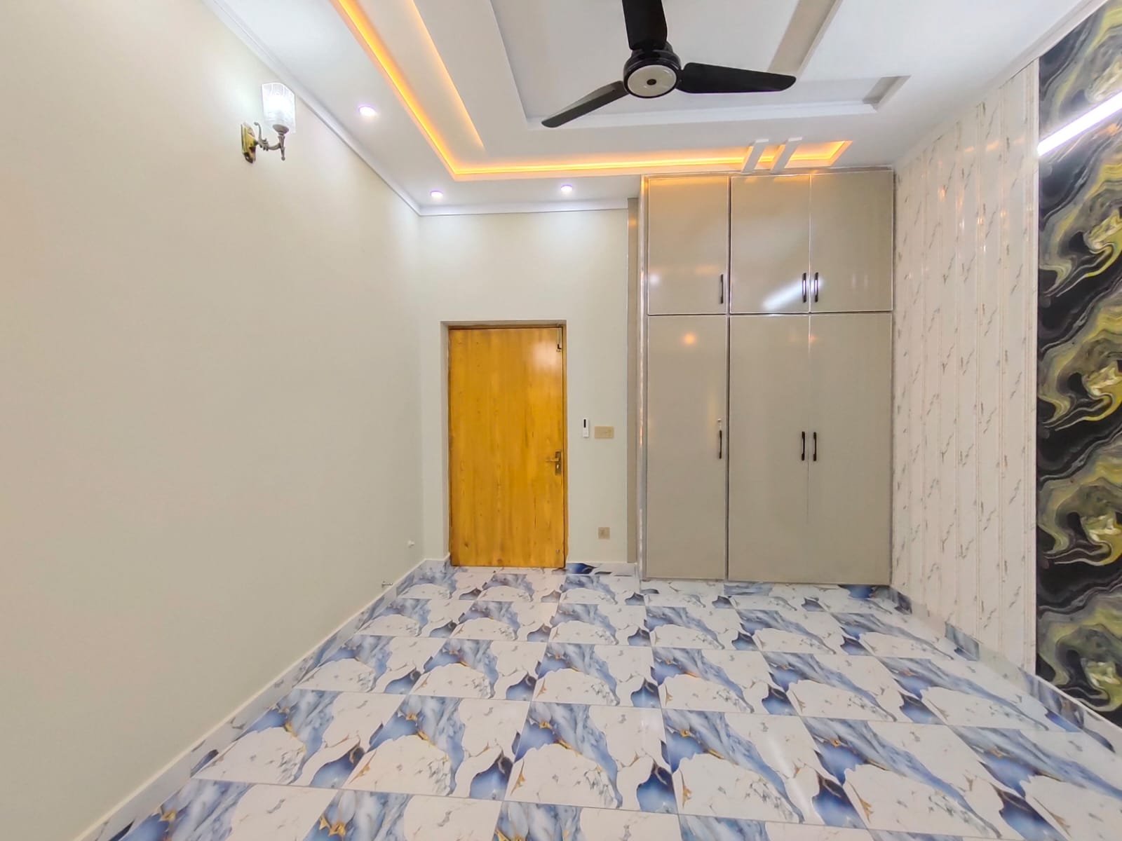 WhatsApp Image 2025-09-08 at 2.39.10 AM (1)