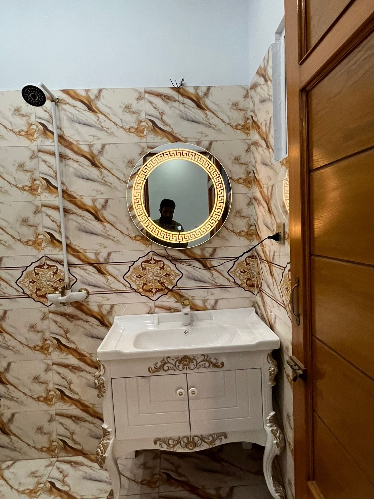 WhatsApp Image 2025-11-24 at 5.07.11 PM (1)