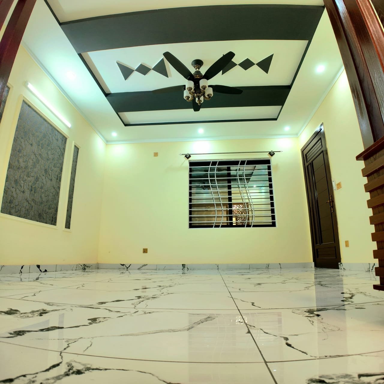 WhatsApp Image 2025-11-25 at 12.27.51 AM (2)